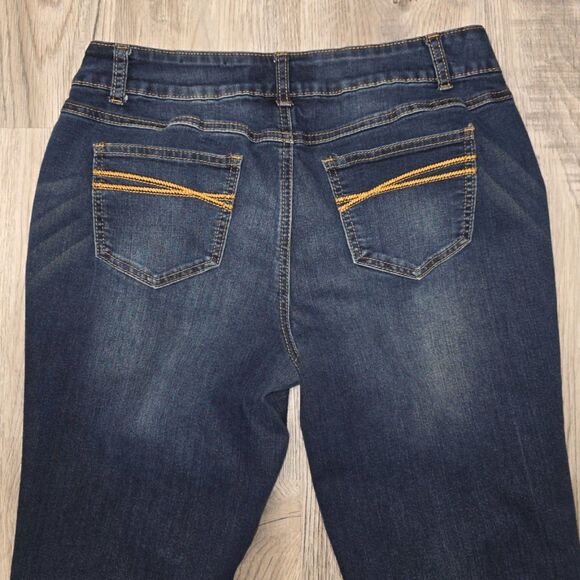 Cato Premium Contemporary Skinny Kick Straight Leg Dark Wash Jeans Size 12 - Picture 6 of 6